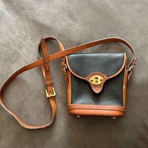 Vintage back/tan Dooney & Bourke binocular bag